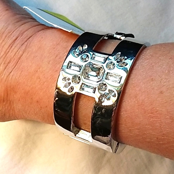 Prabal gurung silver cuff,clear stone accent.NWT.NO ISSUES - Picture 1 of 2